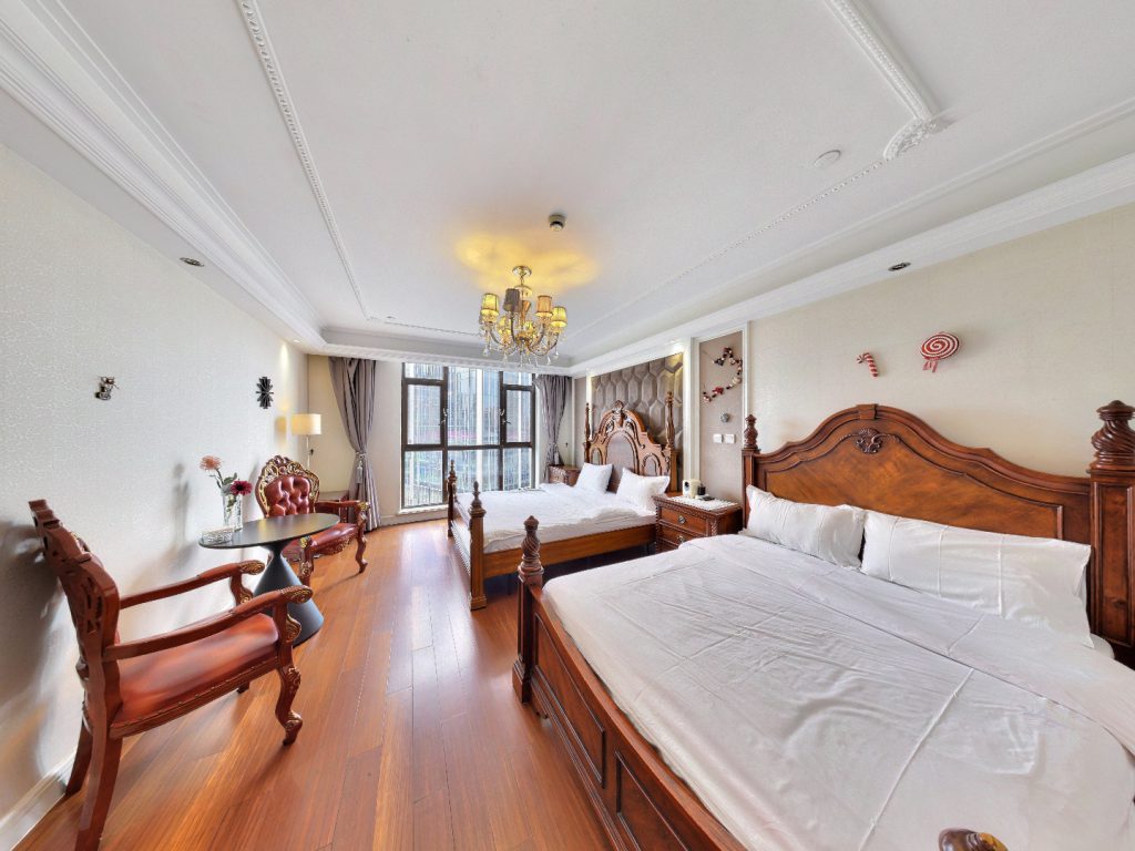 City View Twin Queen Family Room